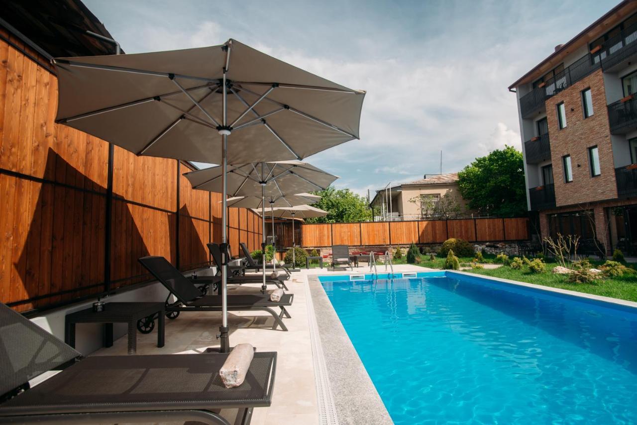 Boutique Hotel Kviria Telavi Bagian luar foto