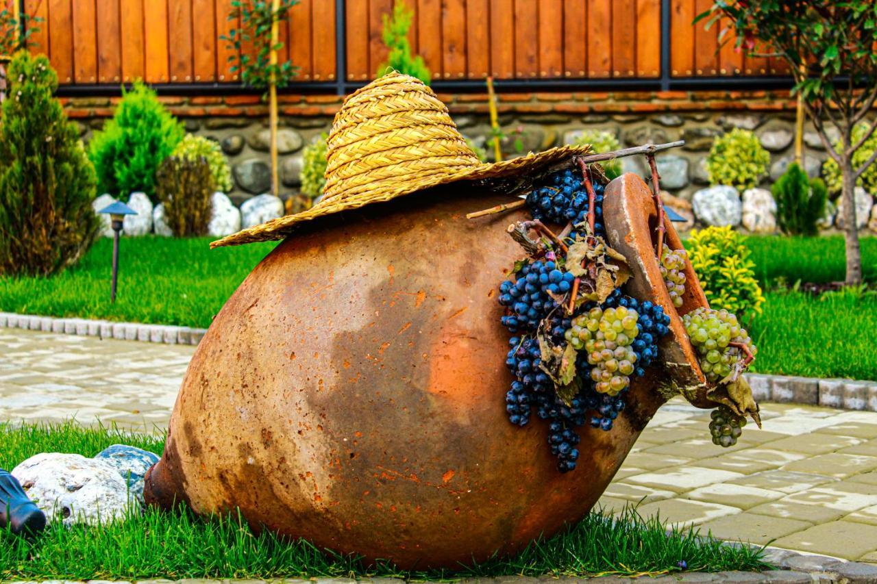Boutique Hotel Kviria Telavi Bagian luar foto