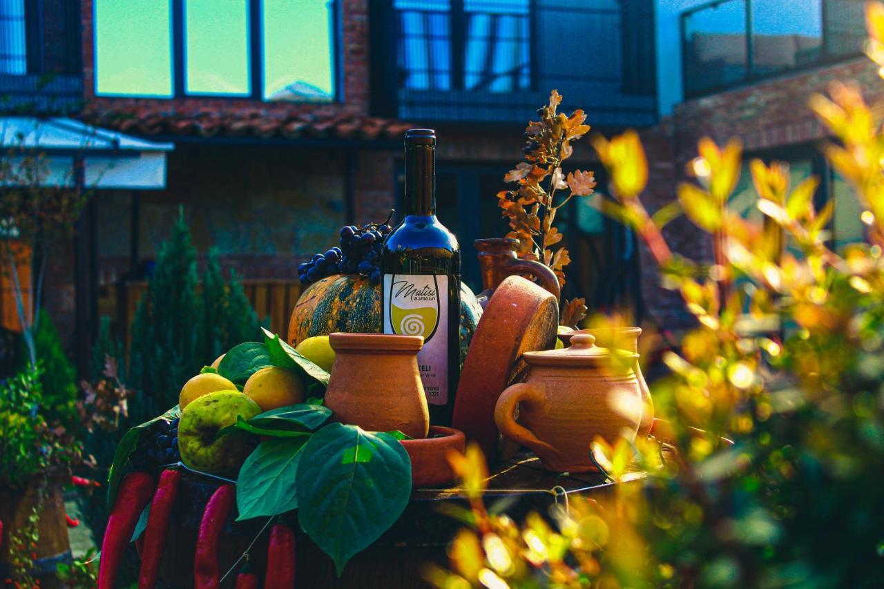 Boutique Hotel Kviria Telavi Bagian luar foto