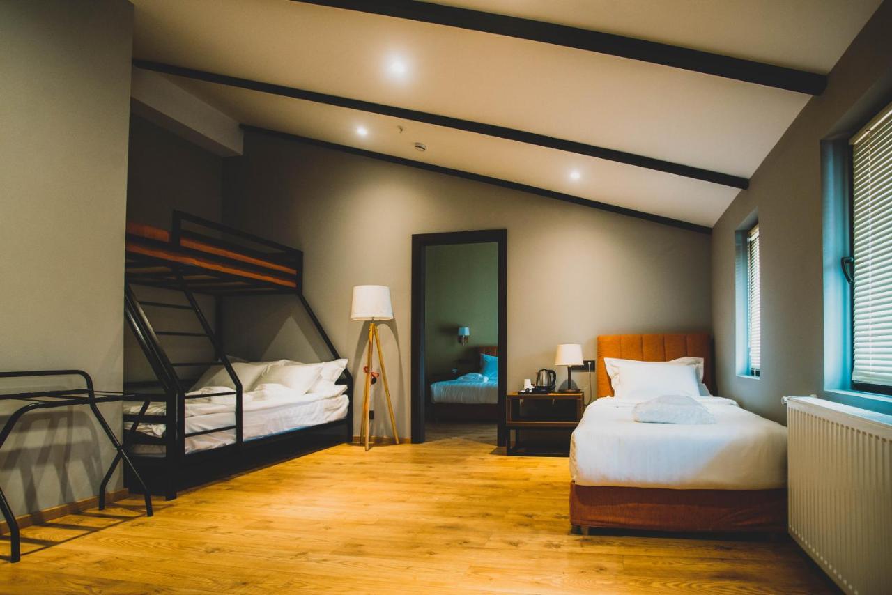 Boutique Hotel Kviria Telavi Bagian luar foto