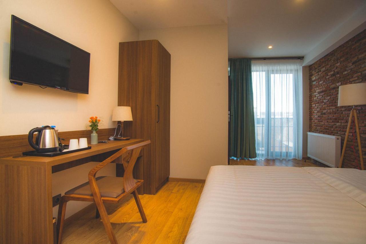 Boutique Hotel Kviria Telavi Bagian luar foto