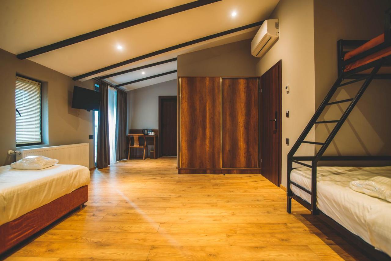 Boutique Hotel Kviria Telavi Bagian luar foto
