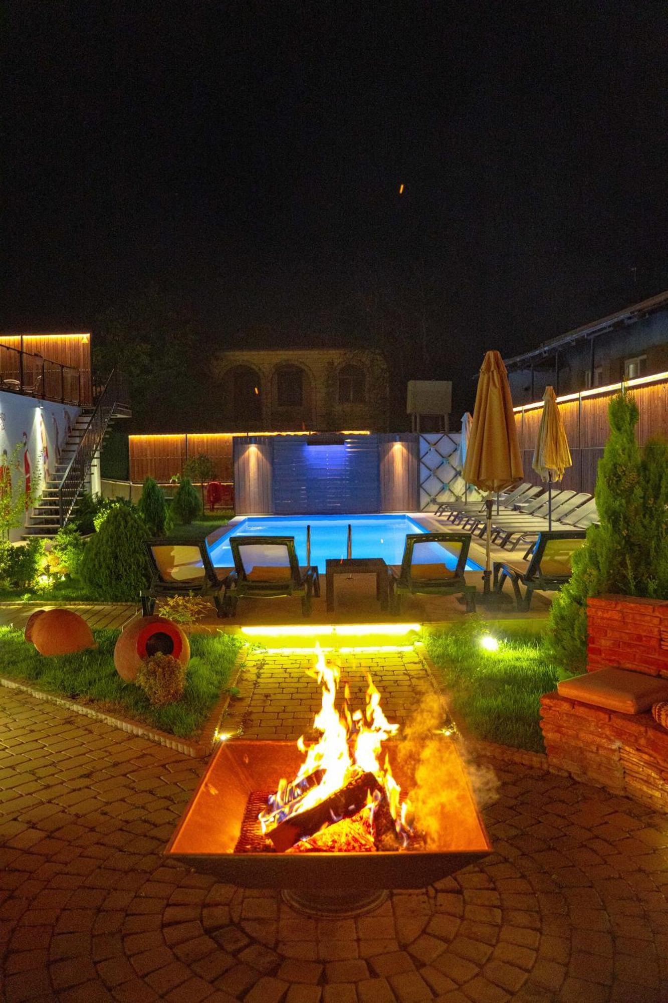 Boutique Hotel Kviria Telavi Bagian luar foto